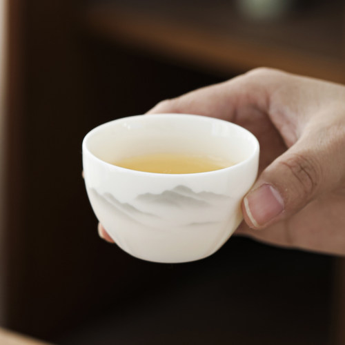 45ml水墨山水小号功夫茶茶具茶杯品茗杯羊脂玉瓷家用酒店待客杯