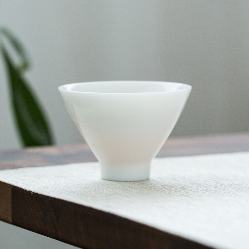 45毫升白瓷高脚功夫茶德化斗笠杯