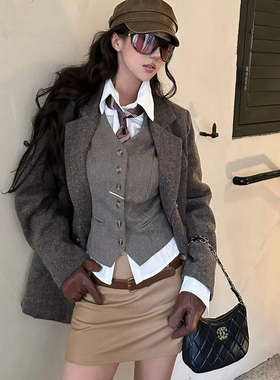 Kilonova复古风咖色马甲西装套装毛呢西装外套收腰衬衫皮带半裙