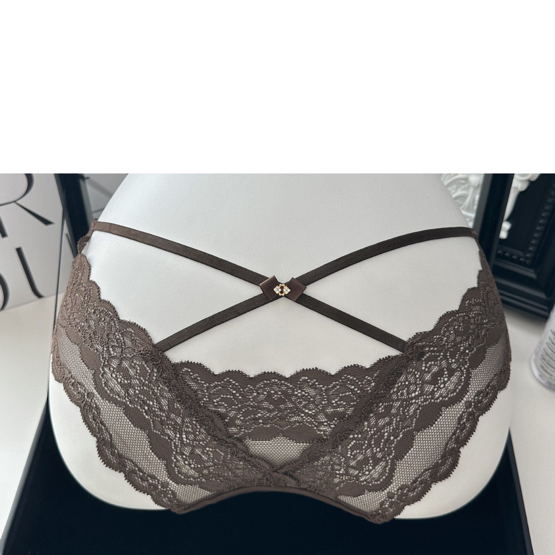 甜心后细带内裤透明诱惑约会战袍镂空三角裤性感黑色纯欲蕾丝女士