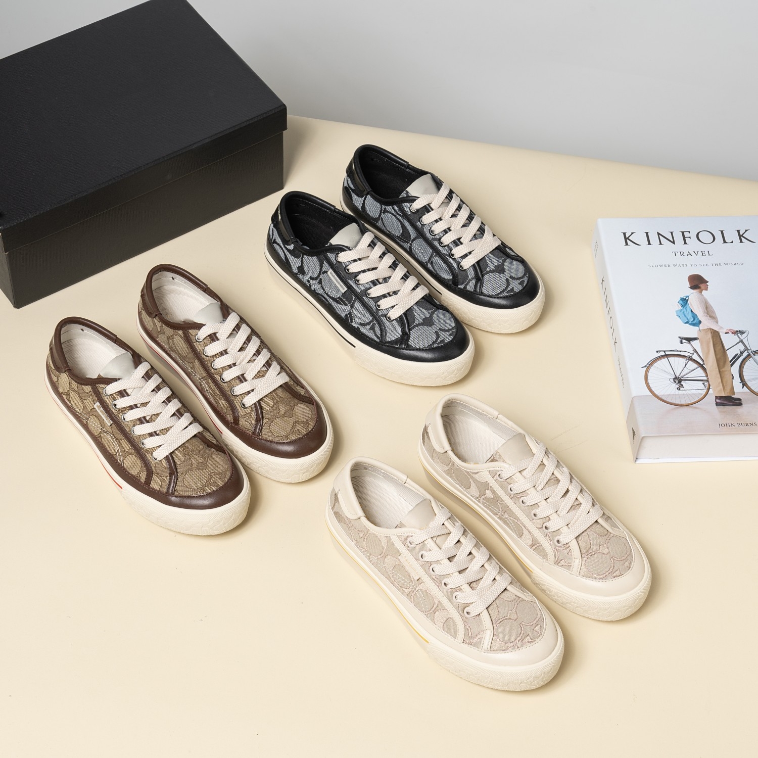 新真皮复古时尚系带厚底女鞋拼色圆头布面透气休闲板鞋Van hongo