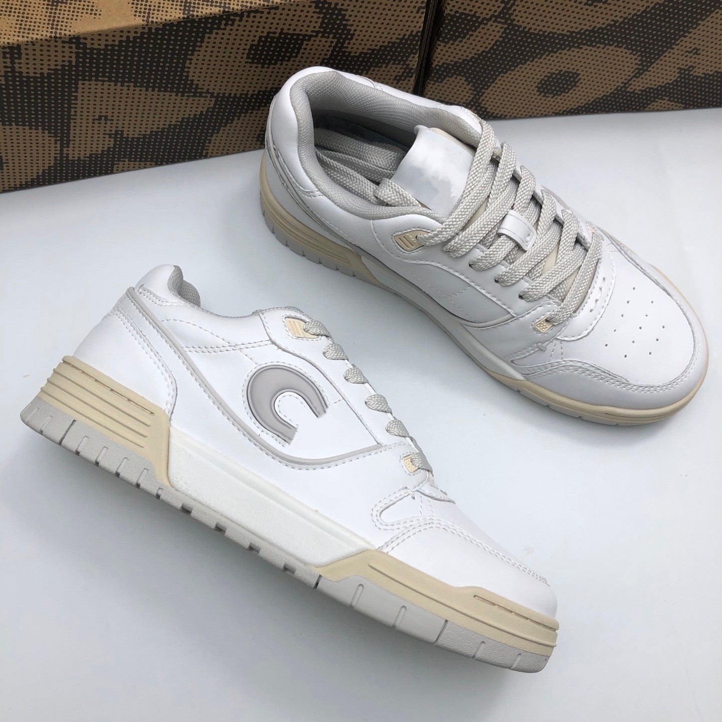 新款休闲女鞋时尚潮流运动滑板鞋时尚潮流运动板鞋纪牛皮小白鞋女,女鞋,时尚休闲鞋,淘宝优惠券,粉丝福利购,淘宝优惠卷