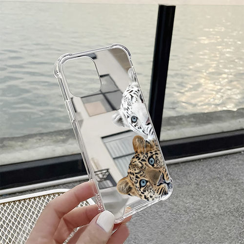 高级感白虎猎豹适用iPhone17苹果14手机壳16ProMax荣耀90小众15华为Mate70Pro镜面P80探头对视oppo小米vi三星