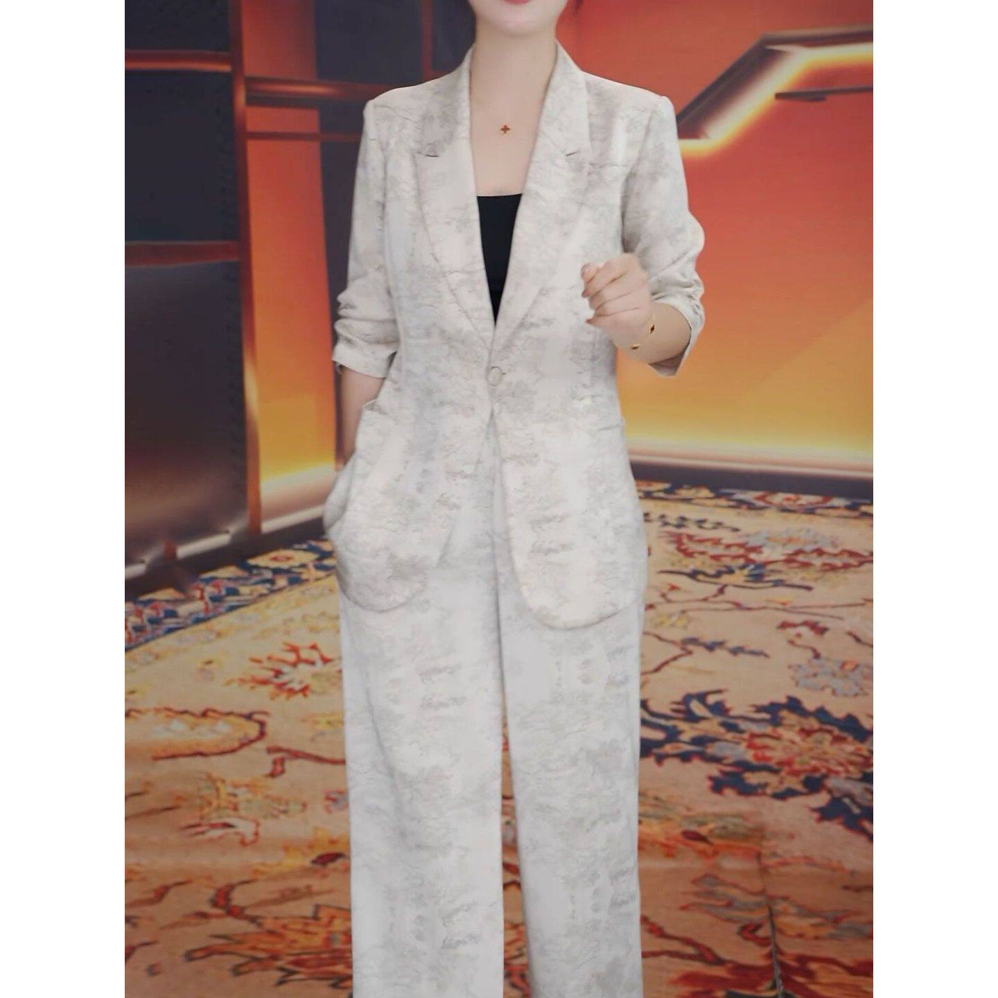 夏季新款时尚潮流套装高级气质印花西服上衣+阔腿长裤两件套