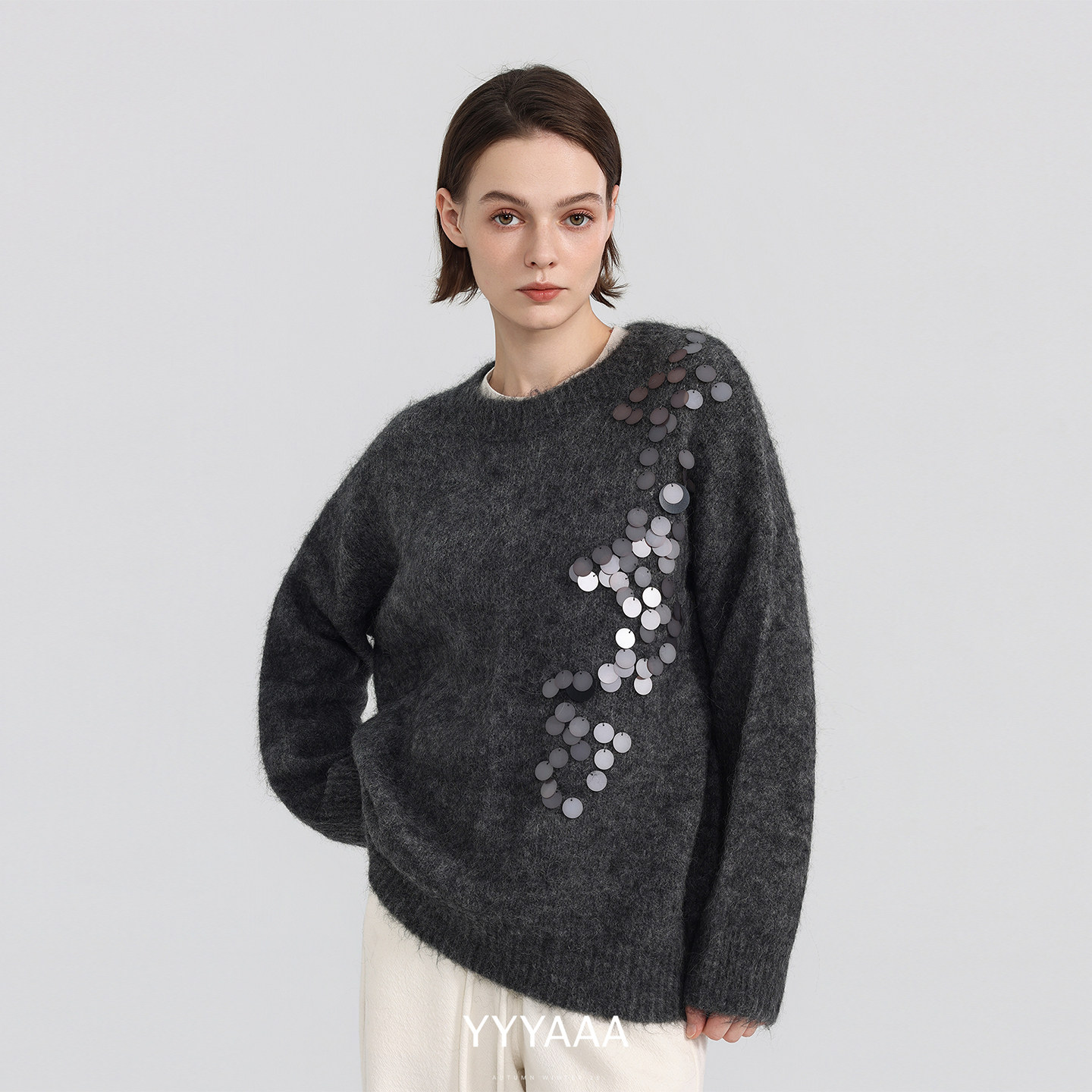 YYYAAA圆领手缝亮片设计感羊驼毛针织套衫