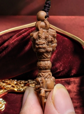 老山檀香精雕金刚降魔杵吊坠老山檀时来运转挂件吊坠民族风项链