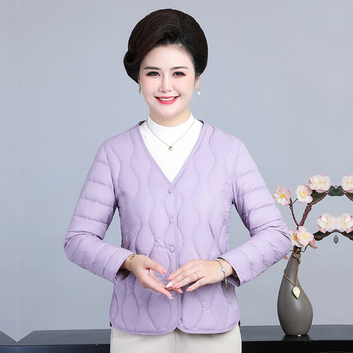新款轻便羽绒内胆女中老年保暖内鸭绒外套百搭外穿加肥加大妈妈衣