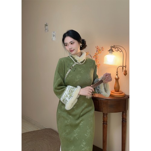 遇见大码绿色加绒显白国风旗袍