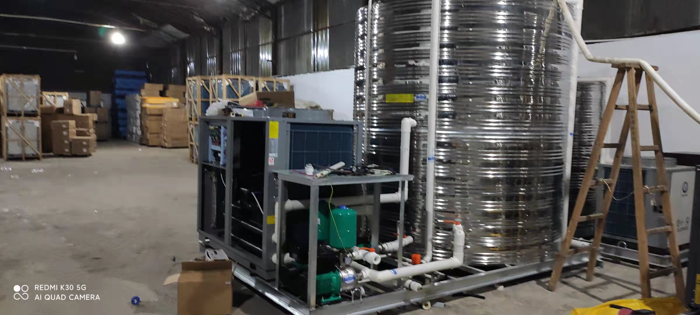 纽恩泰空气能热水器变频一体机大容量酒店宾馆宿舍学校医院工地