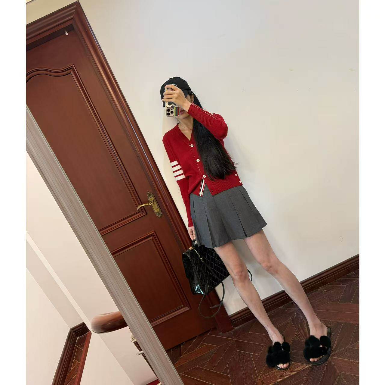 MCHIC | 自留！tb超显白高级红色羊毛开衫+灰色羊毛西装百褶裙裤