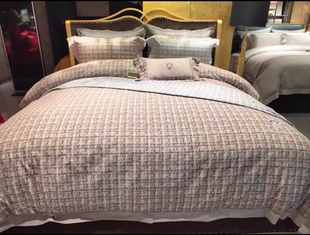 梦洁2025新款 全棉轻奢保暖纯棉磨毛印花四件套：巴黎香颂商场同款