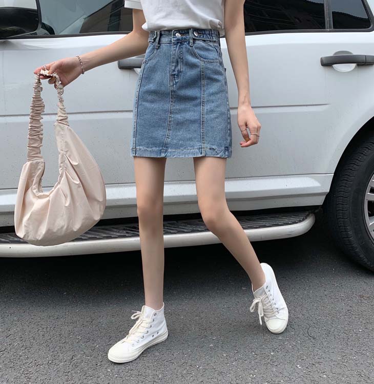 Real shot vertical denim skirt