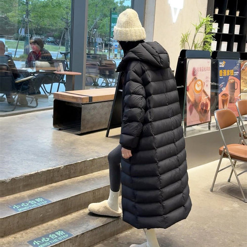 女黑色长款排骨羽绒服九成品衣壳