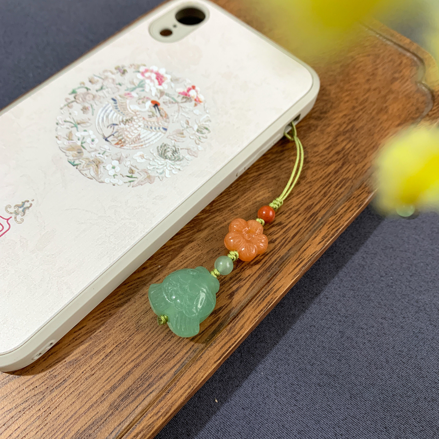 原创天然东陵玉富贵有鱼手机链挂件玉石梅花吊坠旗袍压襟包挂饰品