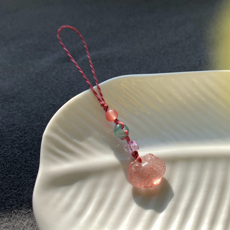 新品天然草莓晶如意锁手机链挂件玉石宝宝锁旗袍押襟钥匙扣包挂饰