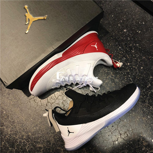 巴特勒JORDANULTRA实战篮球鞋