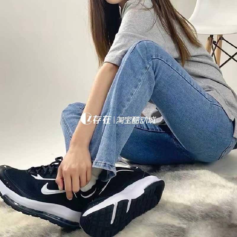 Nike耐克气垫缓震男女运动休闲鞋