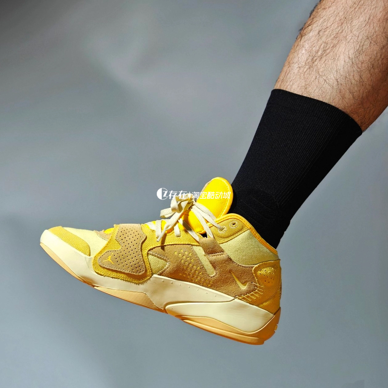 Nike/耐克男子中帮实战篮球鞋