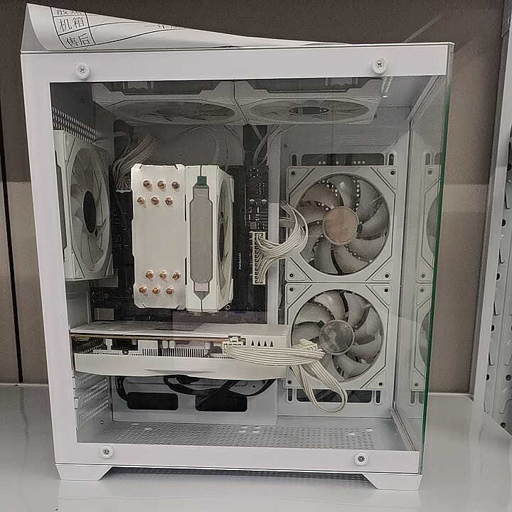 116台式电脑主机 i5-12400F RX 6600LE 8G显卡16G内存 1TB固态