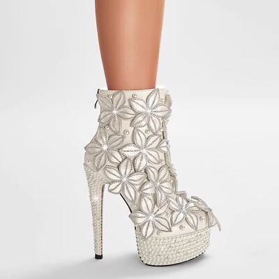 细跟超高跟时装靴短靴女手工珍珠