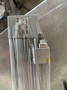 无杆气缸 450L 原装 正品 包好 SMC 9新 MY1B25G