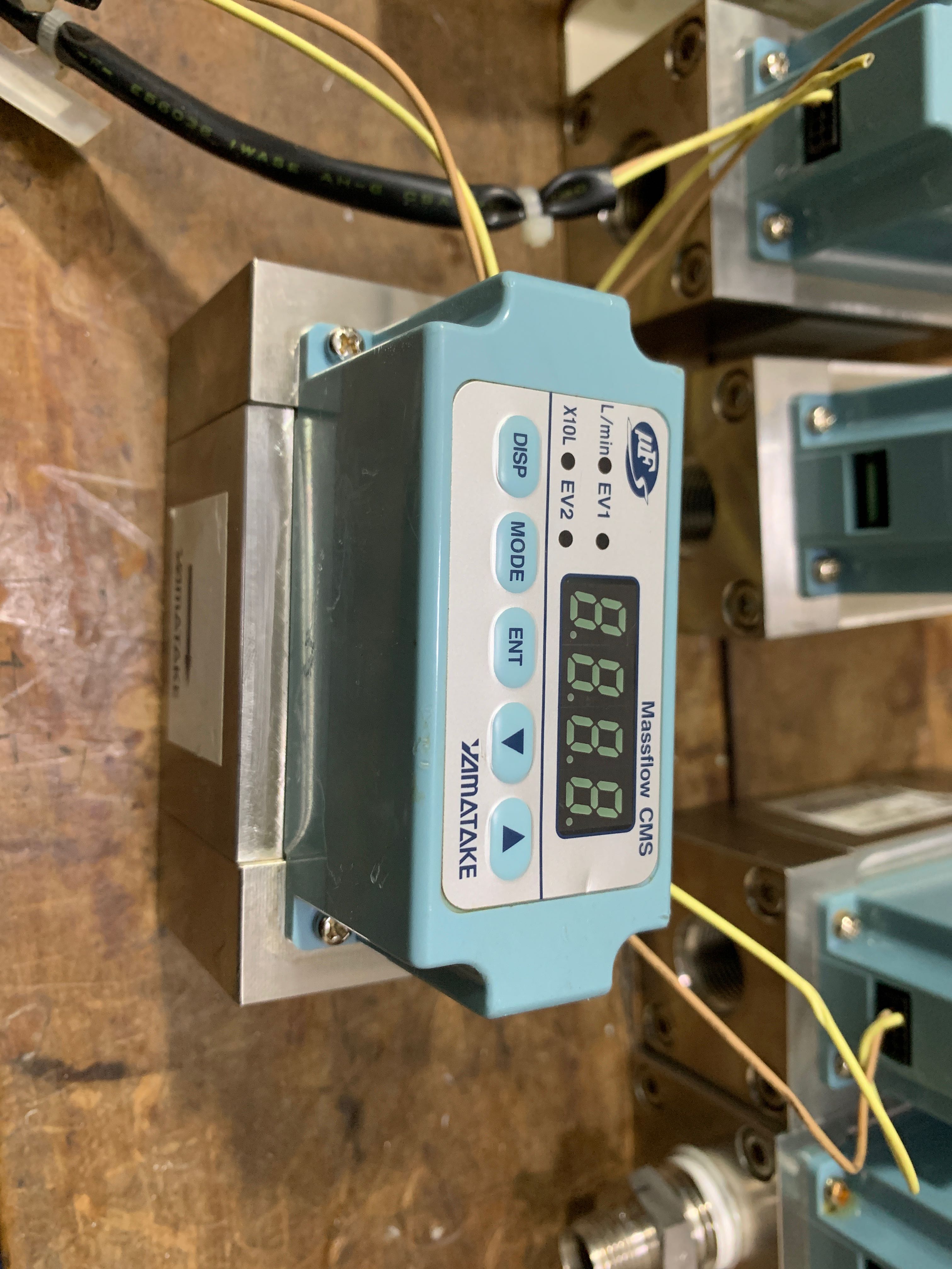 YAMATAKE CMS200BTTN2000D0 流量计 液体用 200L/min 进口原装