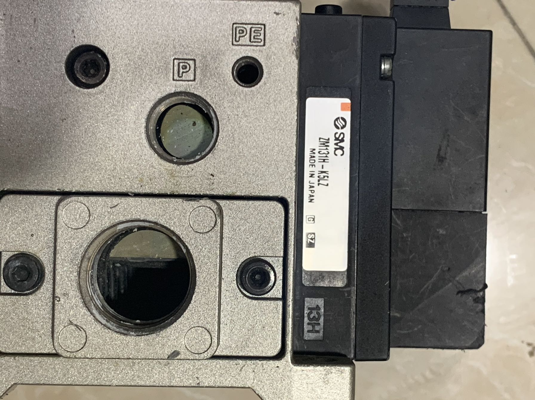 SMC ZM131H-K5LZ ZM131SAM-J5LZ-E14C真空发生器