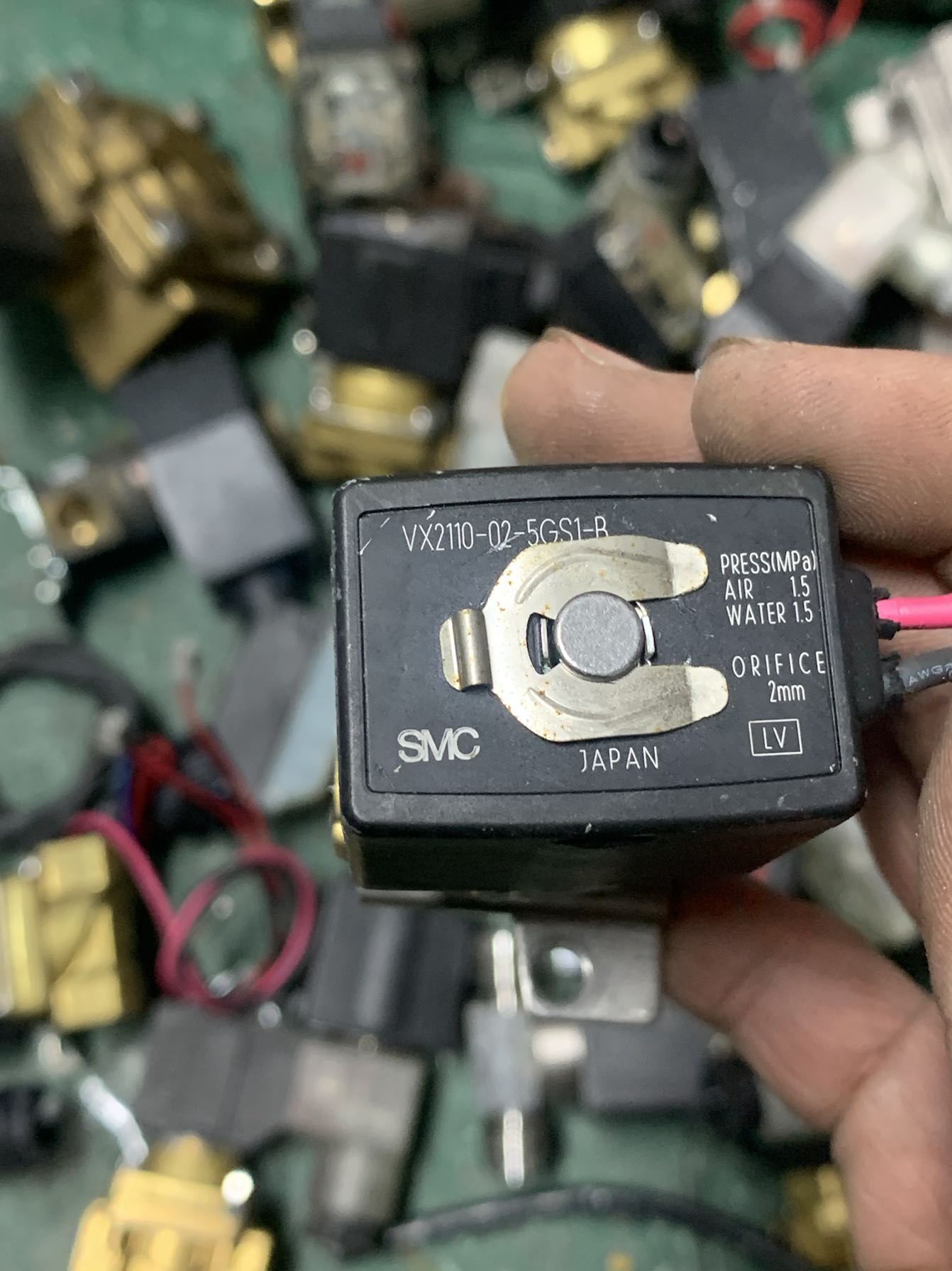 SMC VX2110-02-5GS1-B 电磁阀 24伏 进口拆机 液体阀 水阀