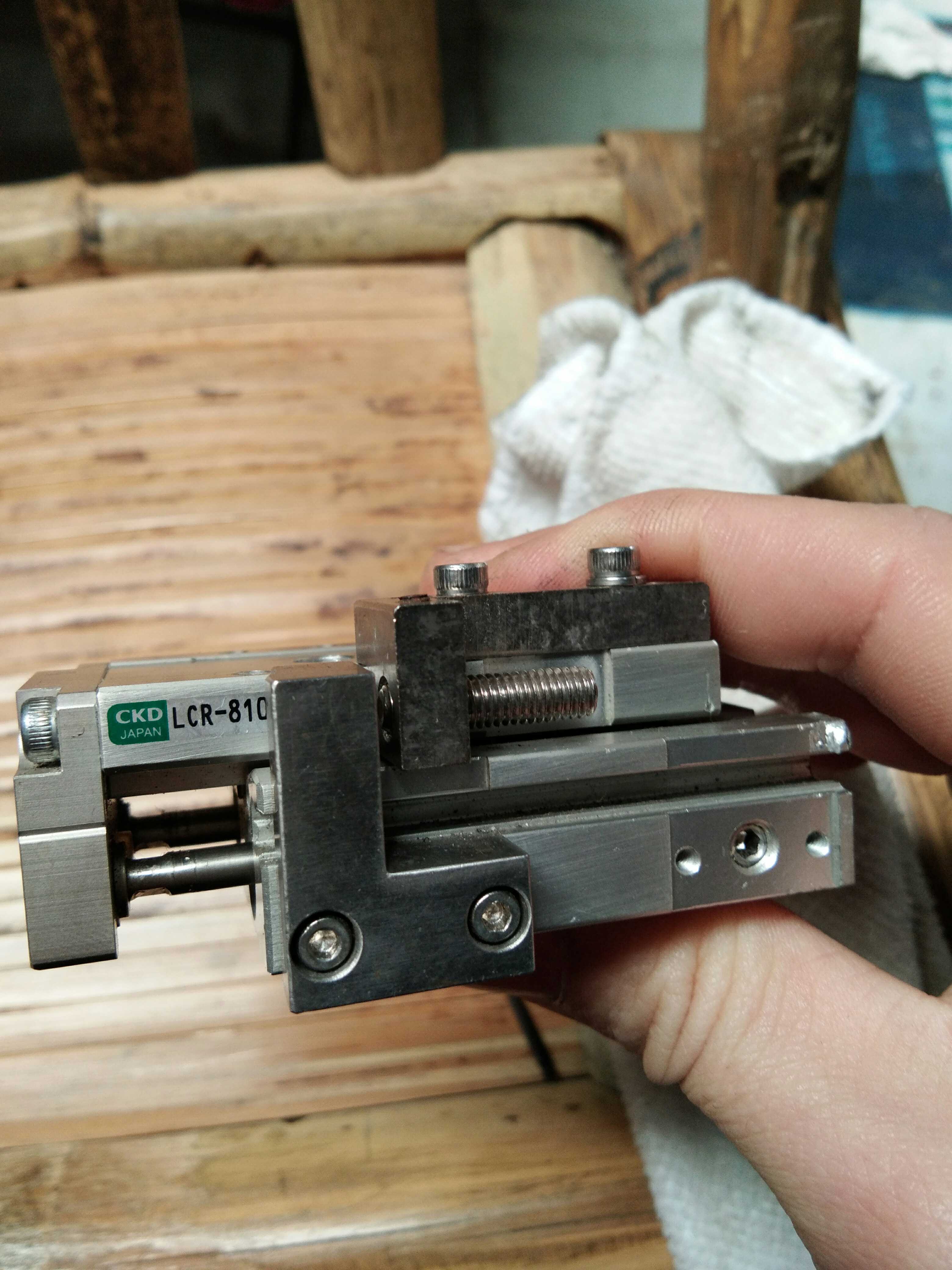 进口 LCR-810滑台气缸 气托板 日本原装正品 拆机件 成色好