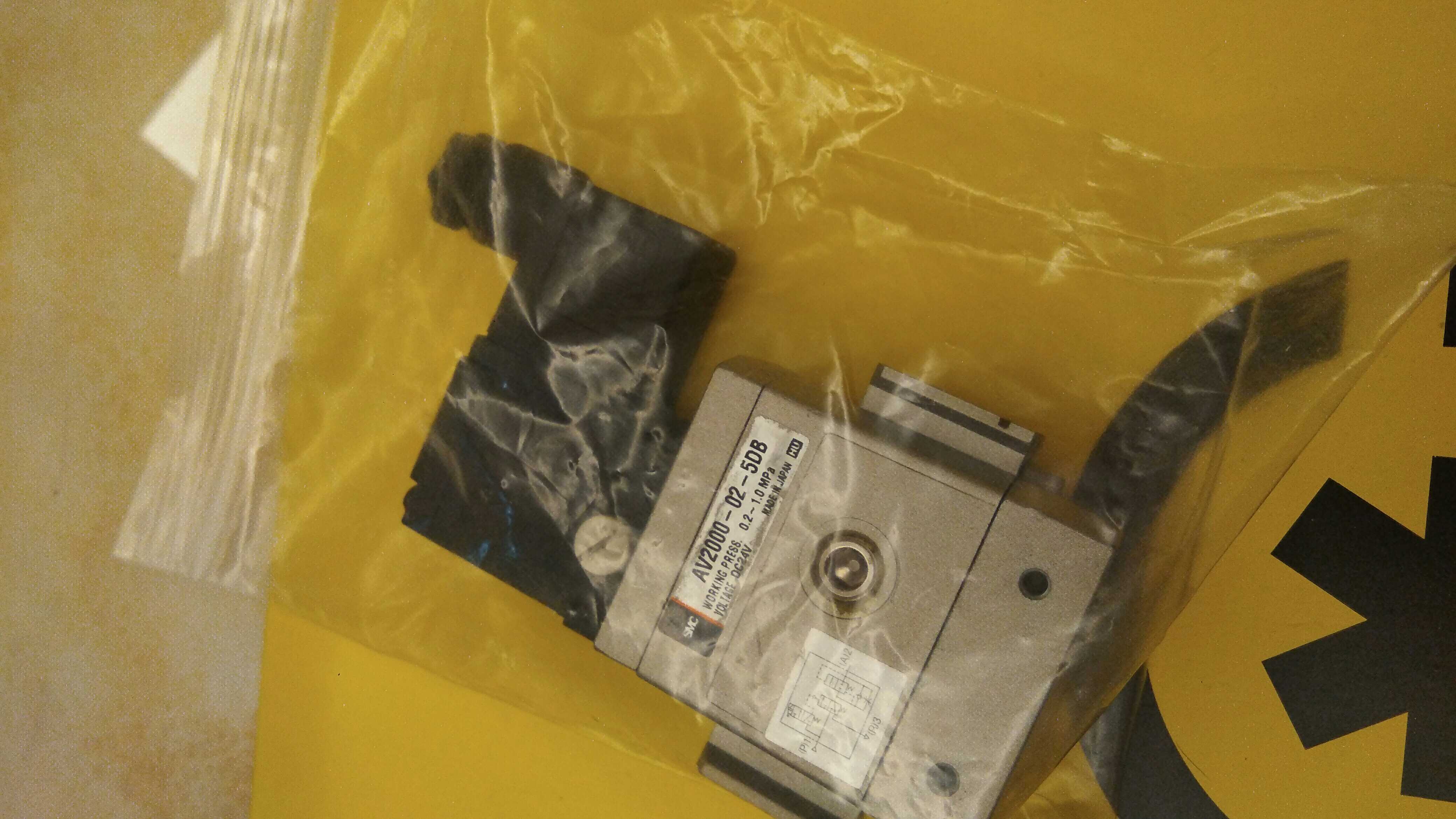 SMC AV2000-02-5DB缓慢起动阀 启动阀 未使用过