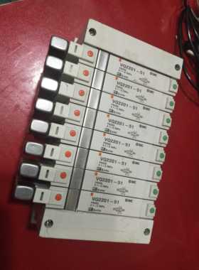 SMC VQ2201-51电磁阀 原装正品拆机