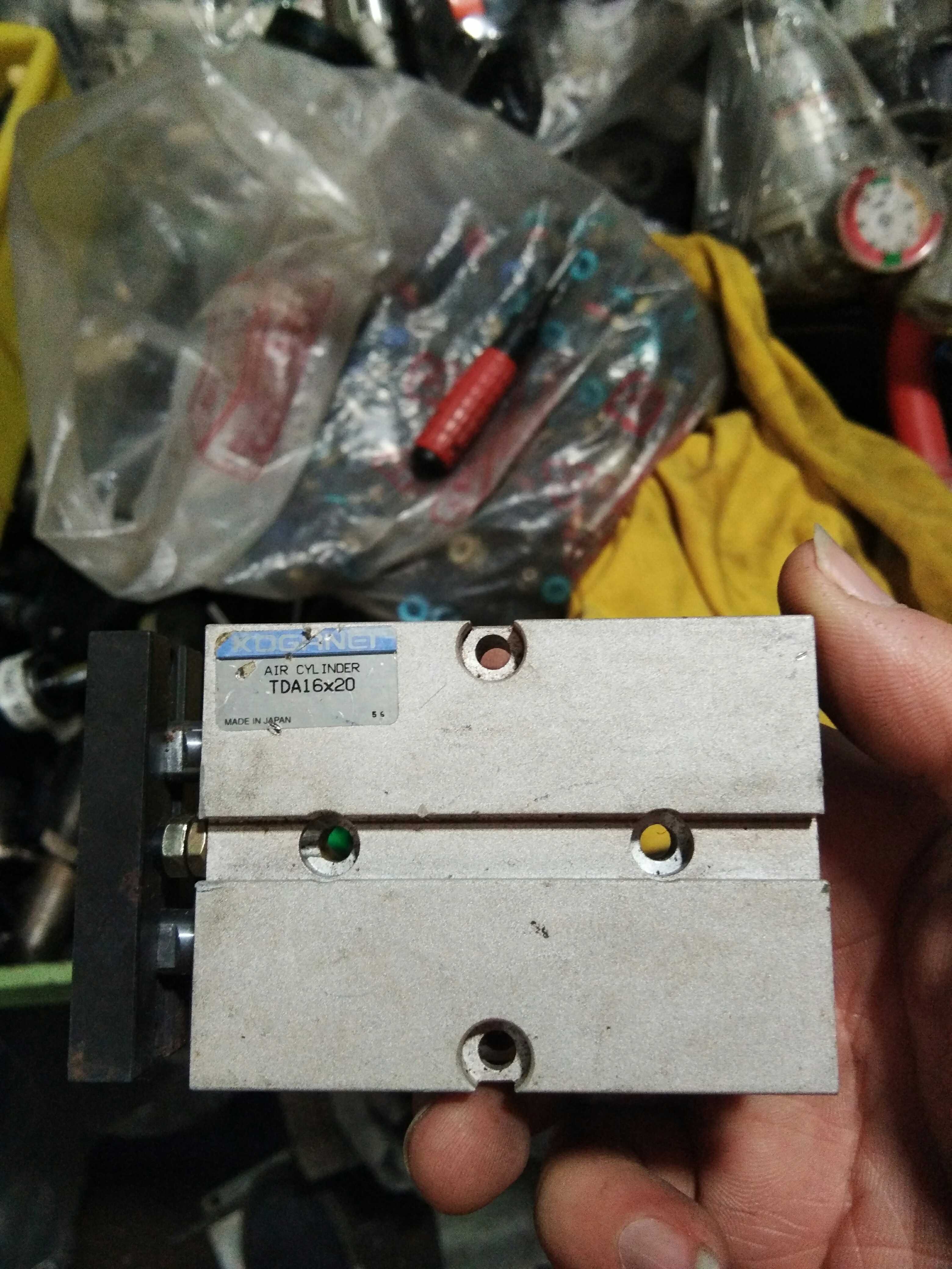 KOGANEI TDA16.20.10.50.30双杆气缸 双轴承气缸 日本进口