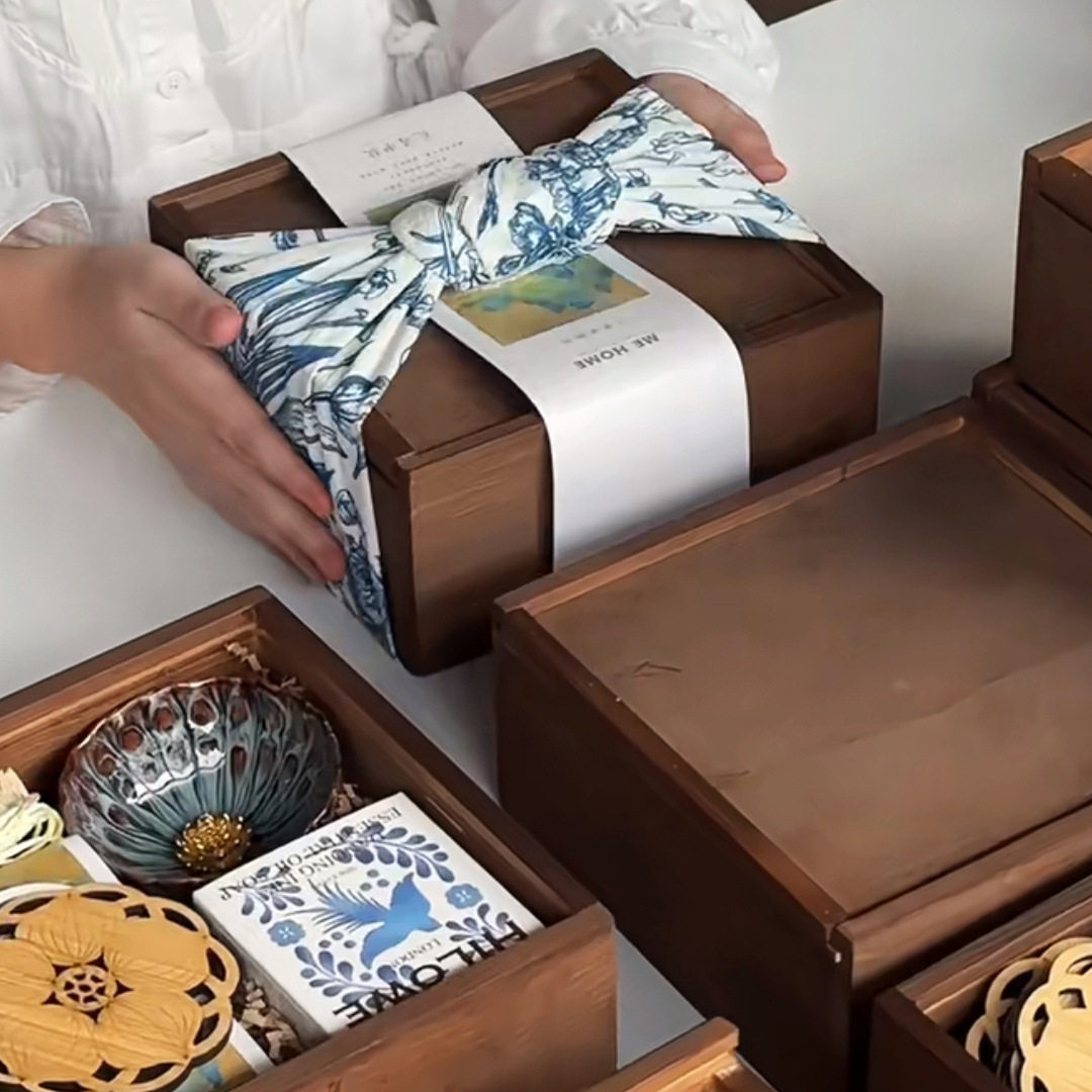 新款中秋包装盒广式流心月饼蛋黄酥点心木盒中式糕点绿豆糕礼盒
