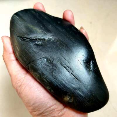 新疆和田墨玉河籽料原石