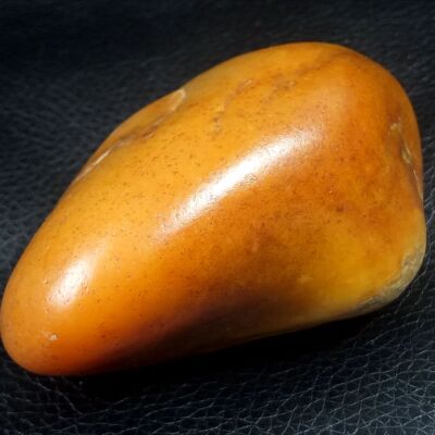 玉之路新疆黄玉原籽原生黄玉