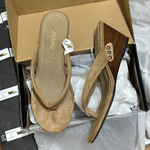 配裙度假沙滩鞋 外贸出口智利2026款 坡跟人字拖女夏外穿夹脚凉拖鞋