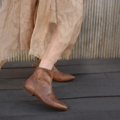 头层牛皮尖头舒适百搭短靴