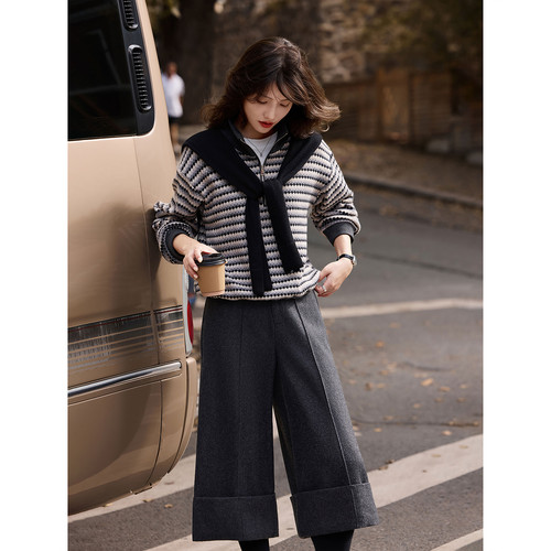 翻领条纹卫衣阔腿裤套装2025年冬季新款女装两件套SXTZW25030