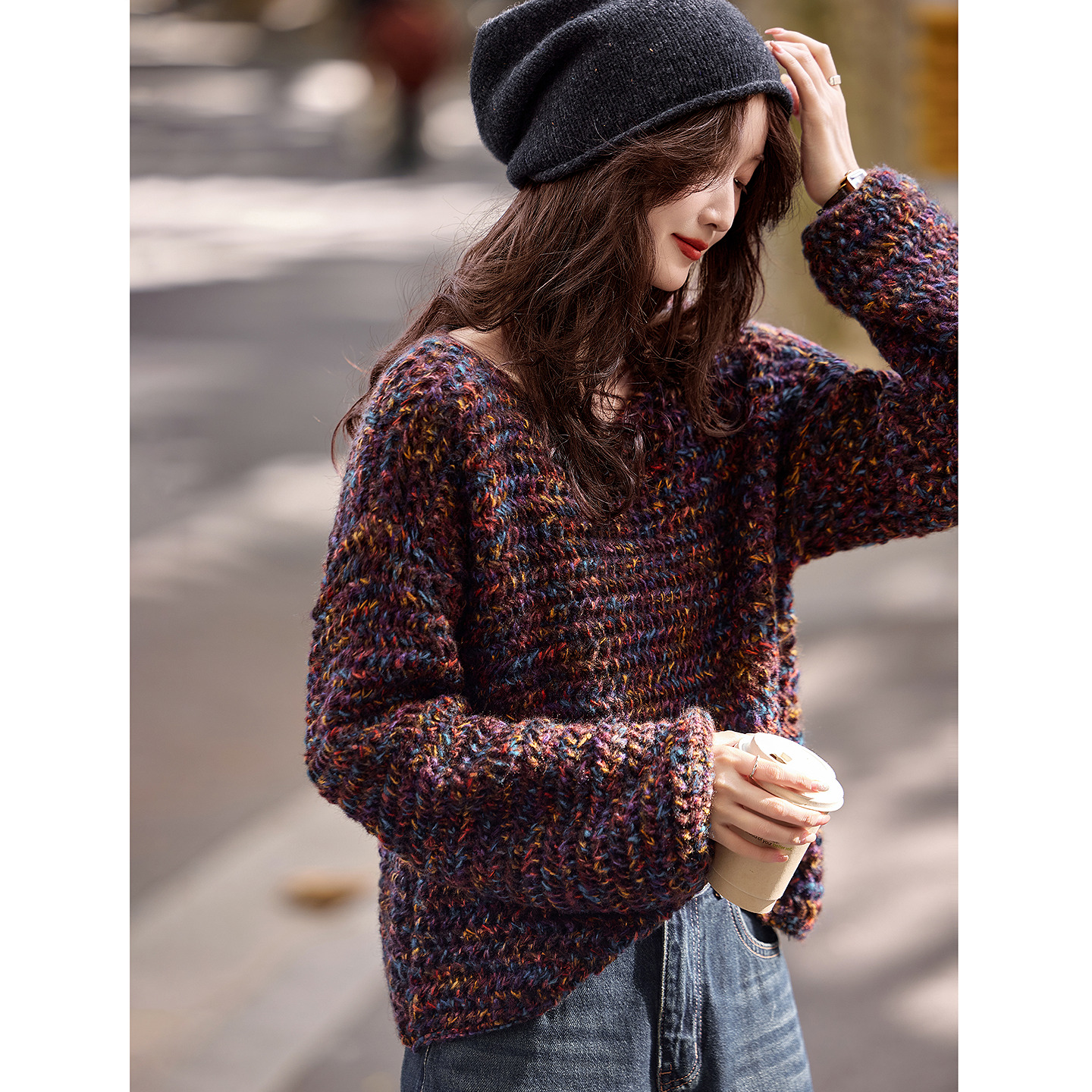 苏醒的乐园花色圆领短款毛衣