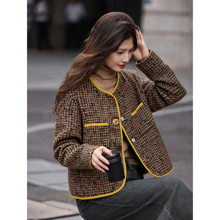 复古撞色呢子羽绒服外套2025年冬季新款短款上衣女装SXYRF25122