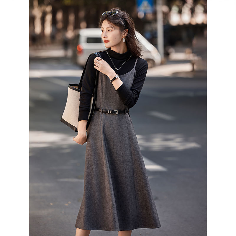 2025年秋季新款法式复古吊带套装