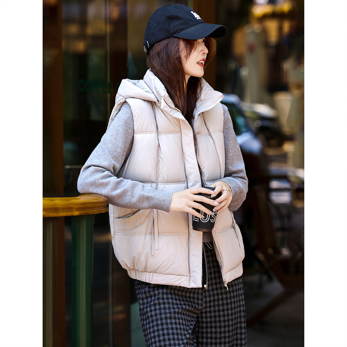 无袖连帽棉服外套2025年冬季新棉马甲上衣女装SXMJ25024