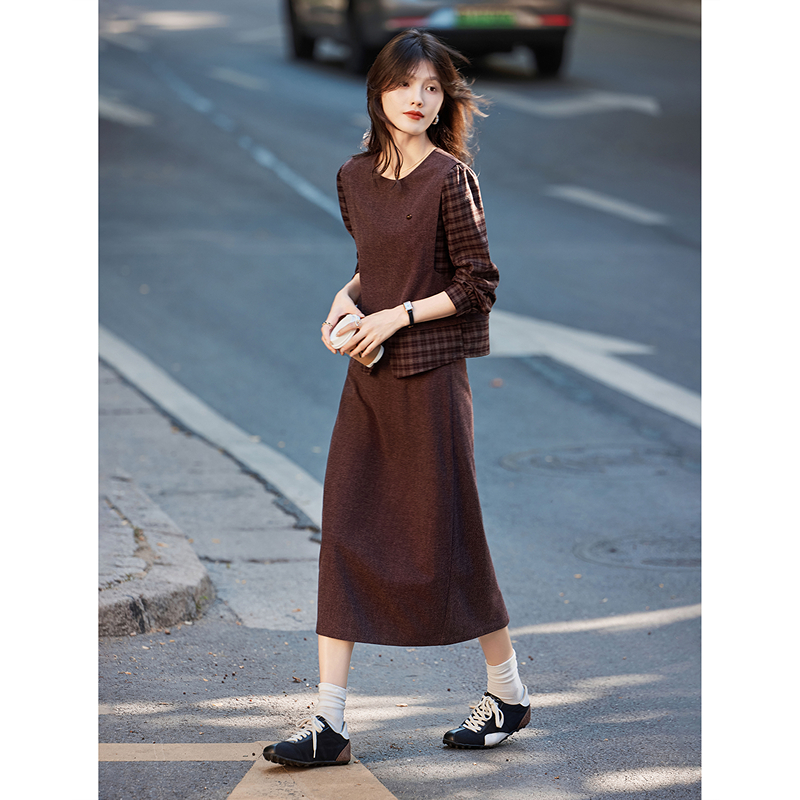 2025年秋季新款女职场风两件套装