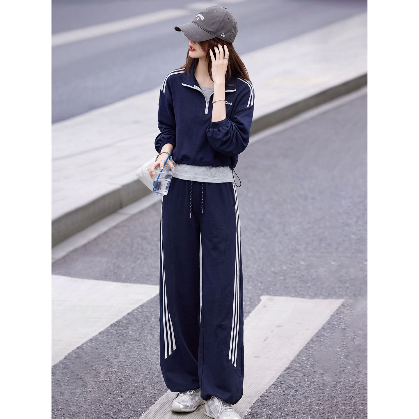2026年春秋新款休闲女装三件套装SXTZE26077