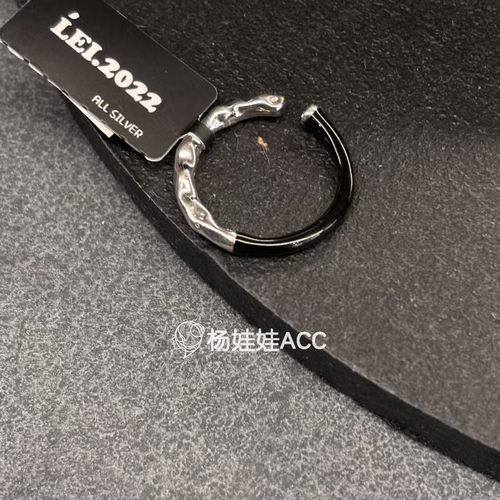 591712韩国东大门LEI通体纯银新款高级感时尚气质黑白戒指