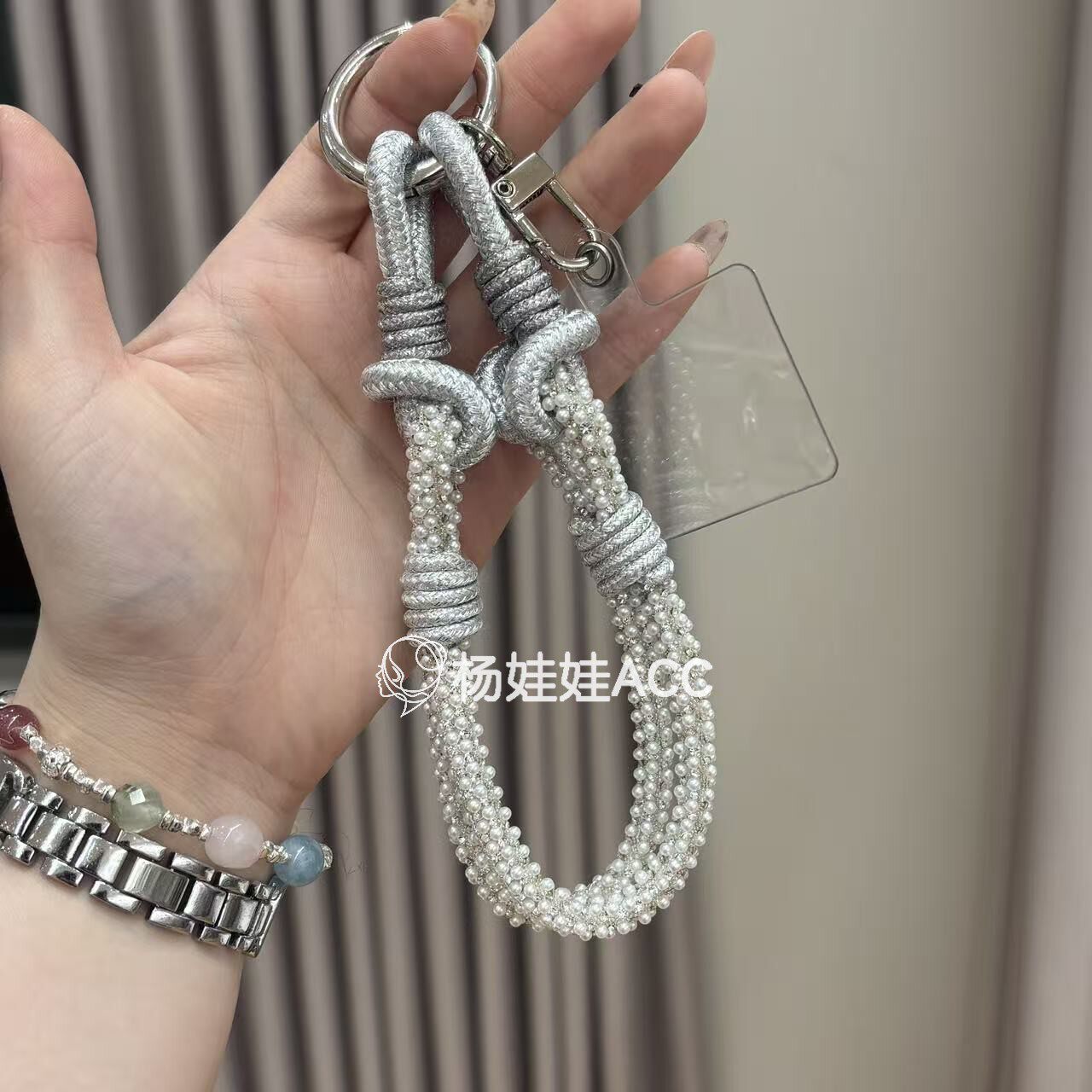 631515韩国东大门maylee新款高级感可爱编织绑绳珠珠包挂件
