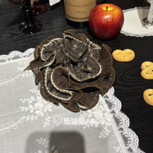 693003韩国东大门Trois de LEI 新款高级感复古多层花朵造型发圈