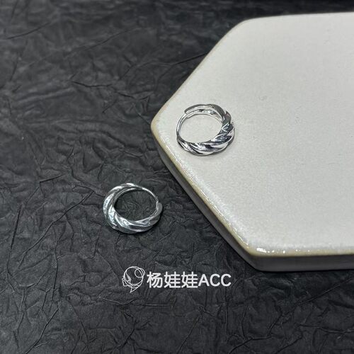 682306韩国东大门hey新款h925纯银精致日常百搭麻花纹耳扣