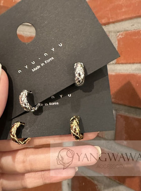 5.19韩国东大门nyunyu金属交叉格纹高级感精致耳环