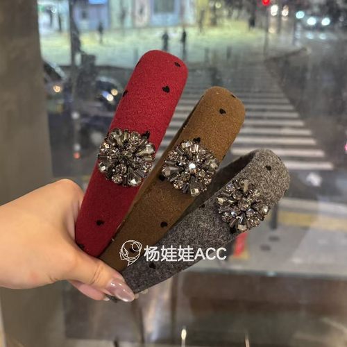 5103005韩国东大门Baket新款高级感复古波点爱心镶钻发箍